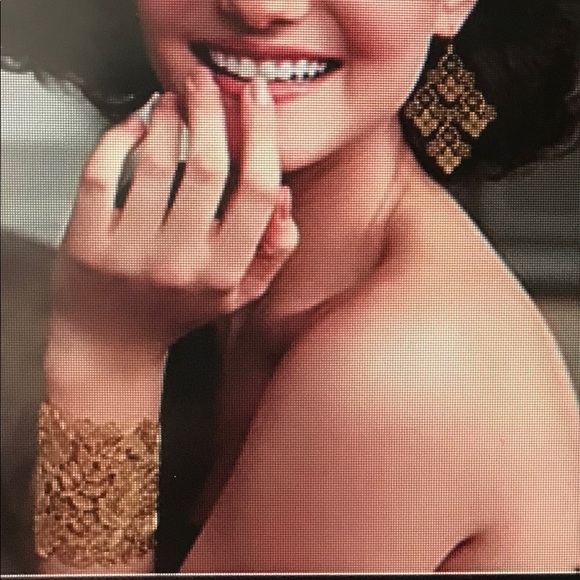 Stella & Dot Chantilly lace cuff - Picture 4 of 4